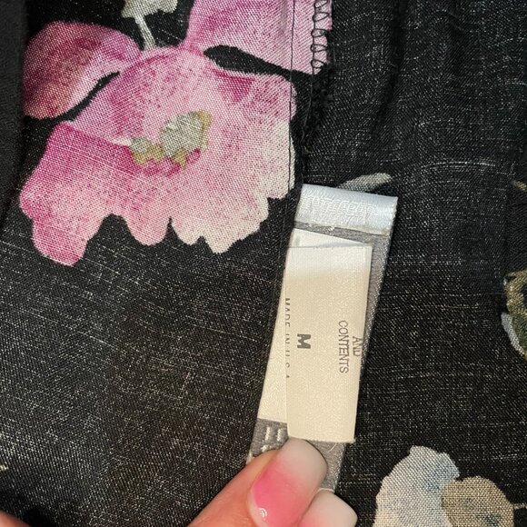 ❣️CLEARANCE ITEM❣️Beautiful Swim Coverup Shorts - Picture 8 of 11